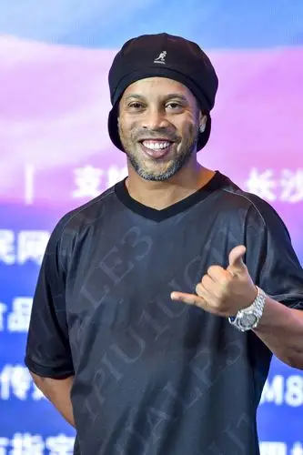 引进高素质 引进高素质