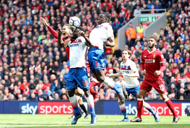 而转会市场 而转会市场